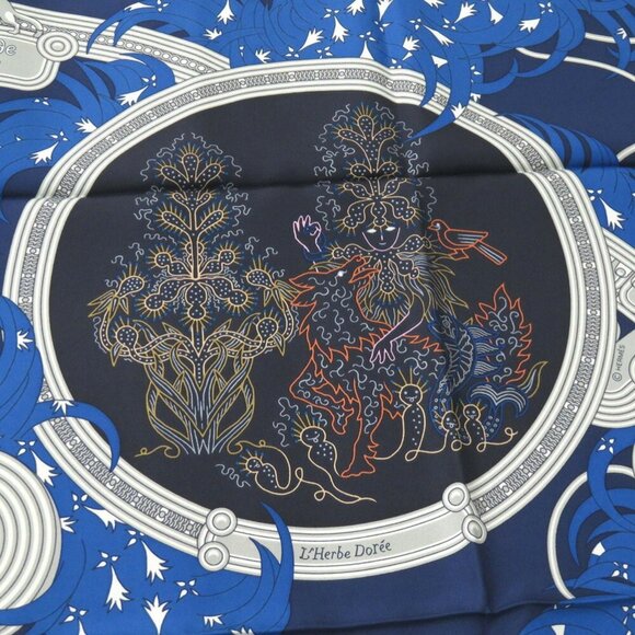 HERMES Blue Silk Scarf - Picture 4 of 8